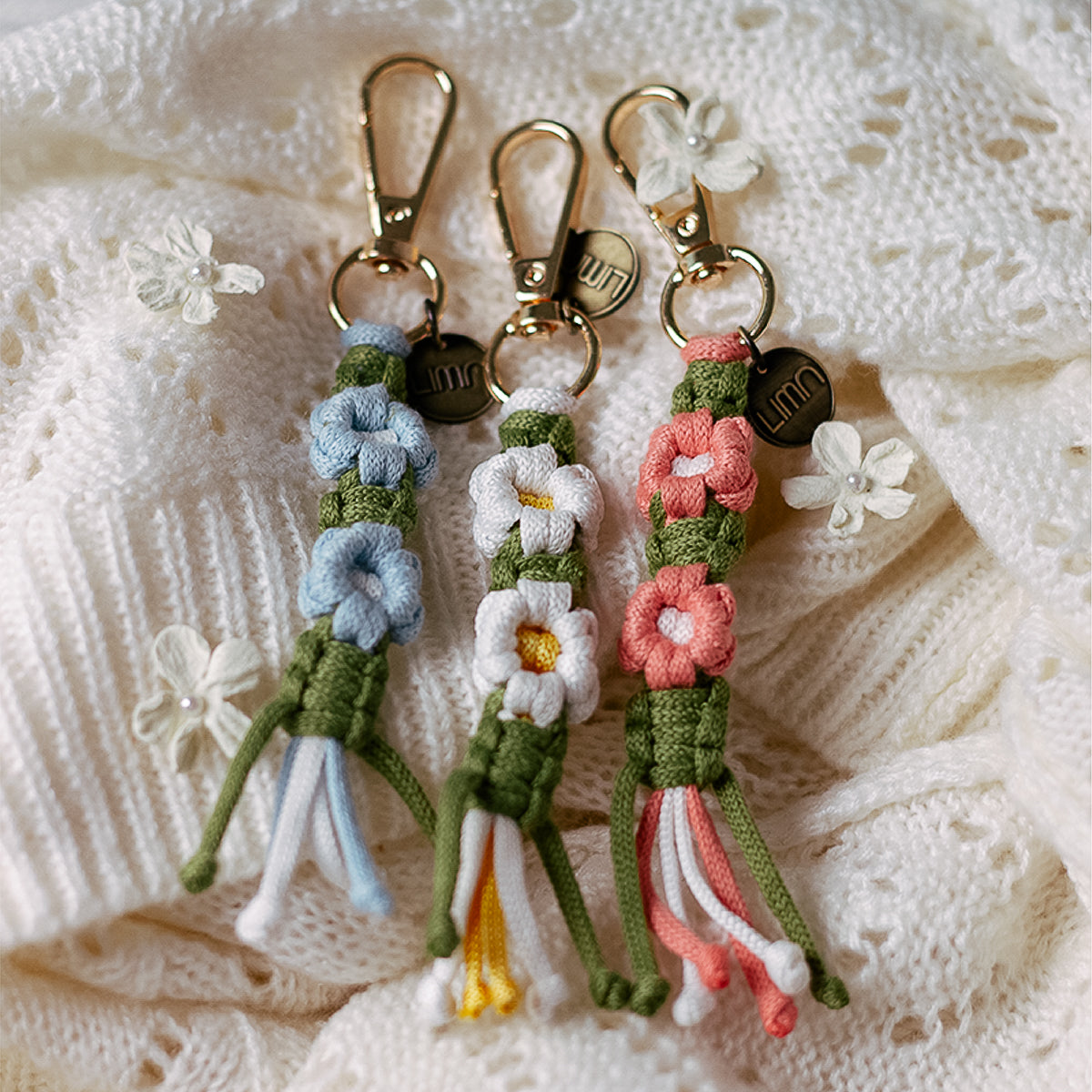 Daisy Keychain