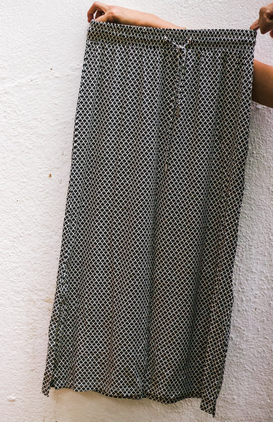 CottonWorld Black & White Skirt